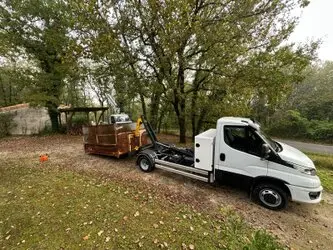 Loc Benne 16 - Location de benne & Débarras Charente (16)